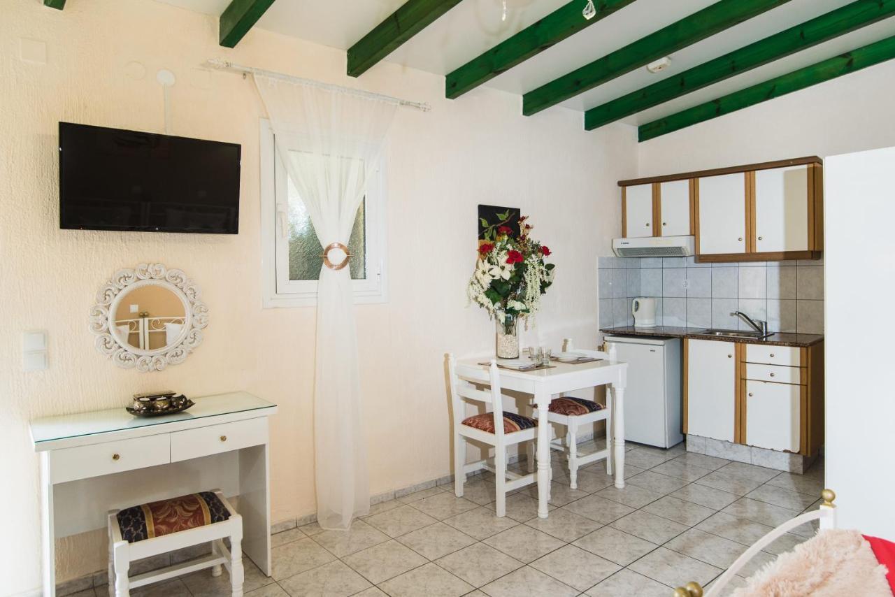 Oasis Studios Malia Buitenkant foto
